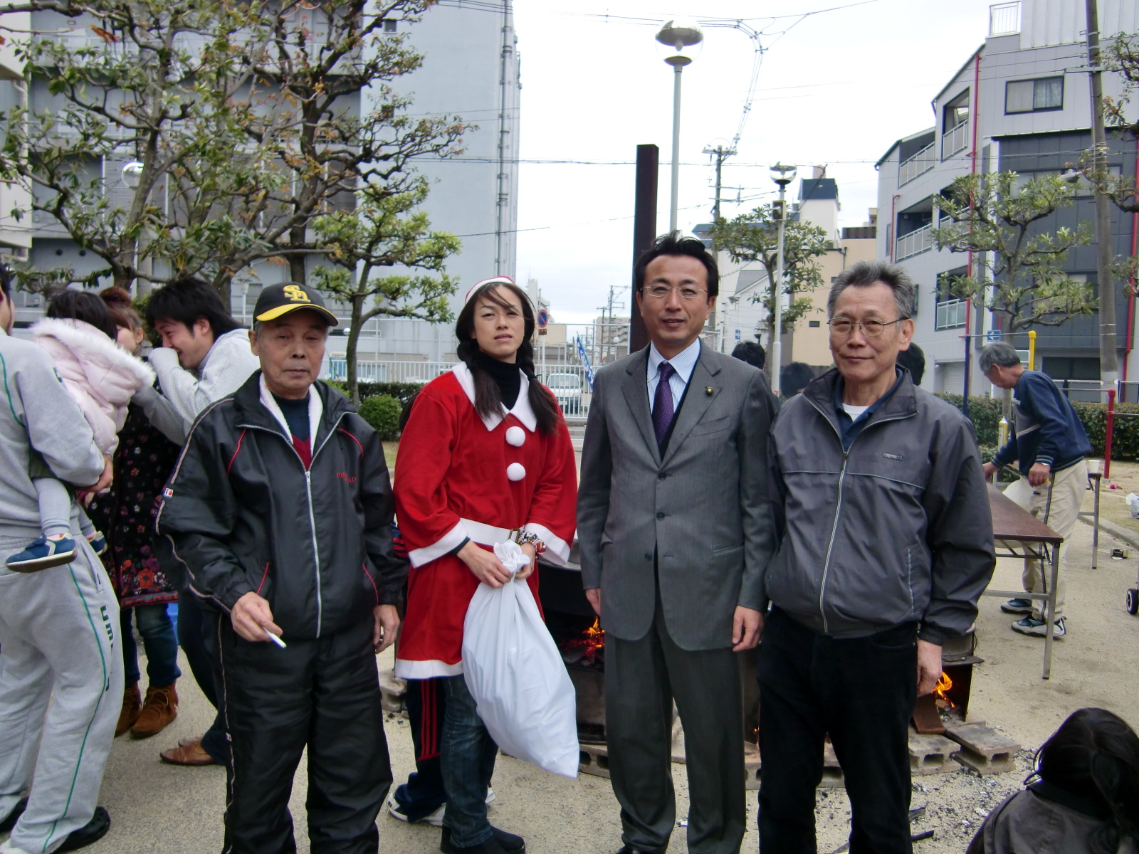 No.14 地域の餅つき大会に参加