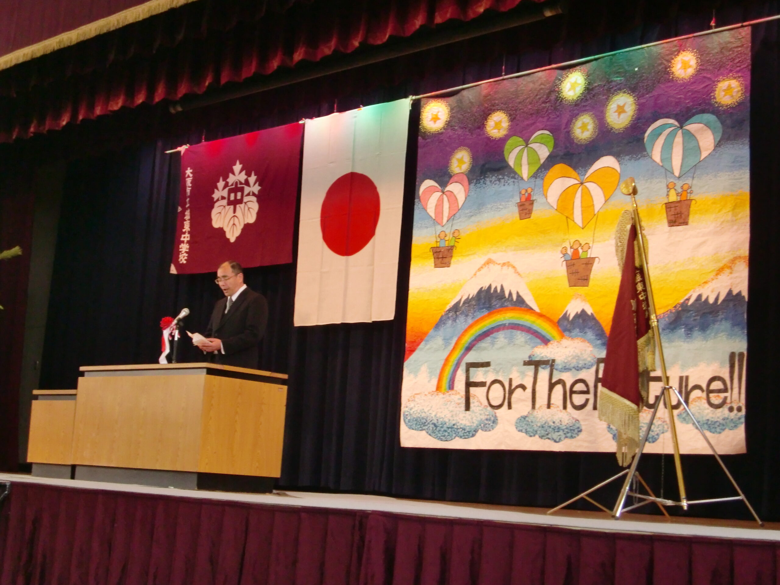 No.85  Ｈ22年度中学校の入学式に参加