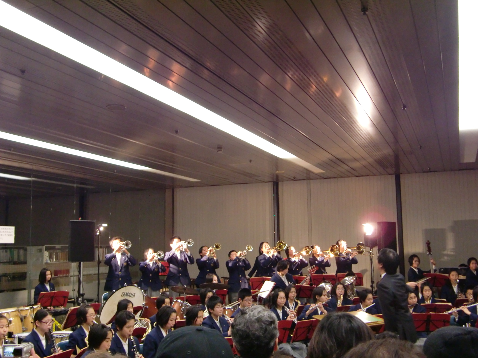 No.184 蒲生中学校吹奏楽部がOSAKA光のルネサンスで協賛演奏！